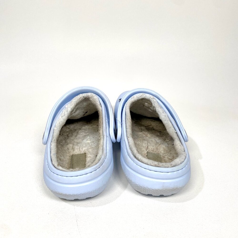 Light Blue Crocs Lined Clog | Men's Size 7 / Women's Size 9 with Car Charm - Picture 6 of 8